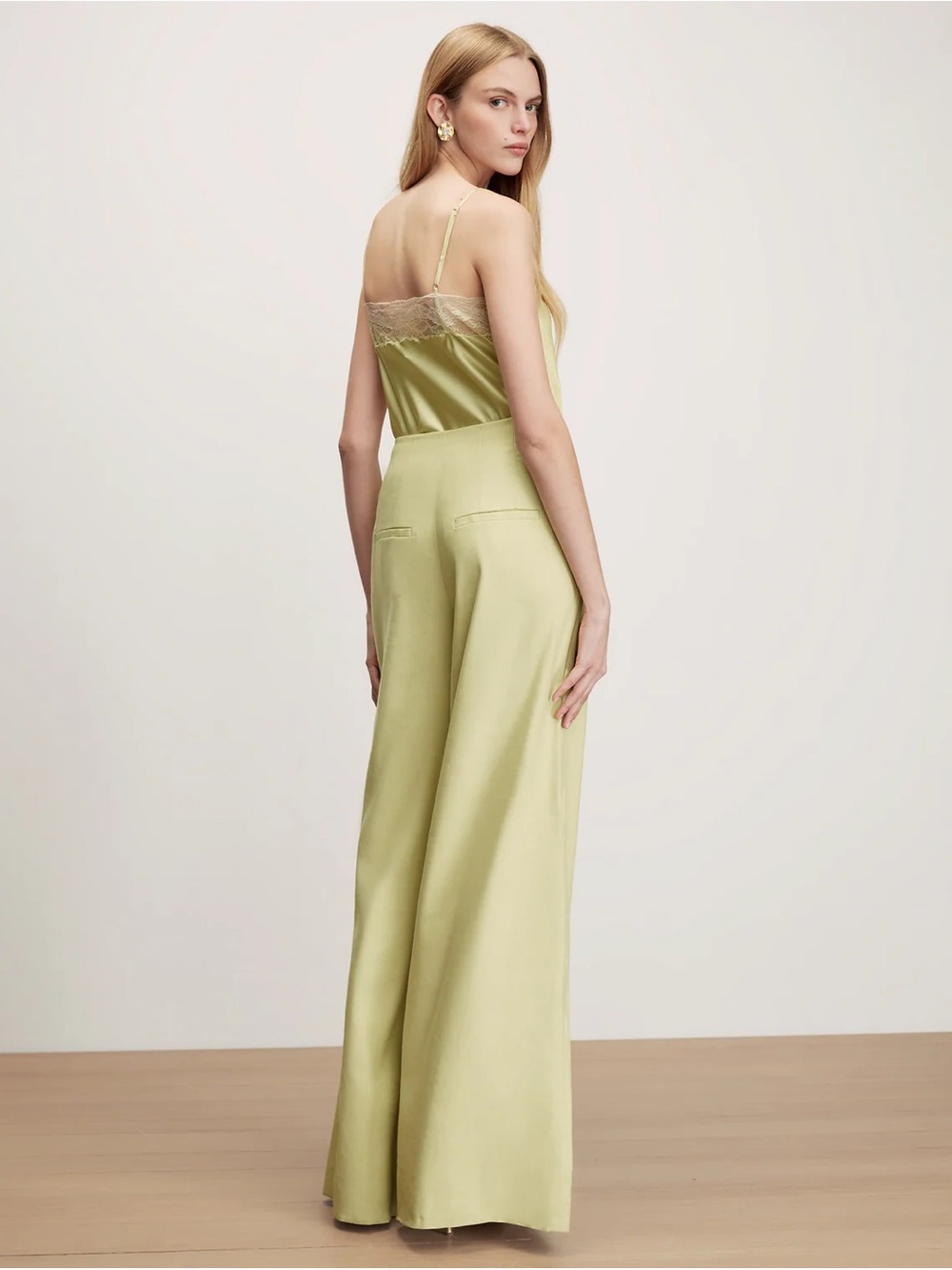 Veronica Beard Hoyt Wide Leg Pant - Picture 4 of 10